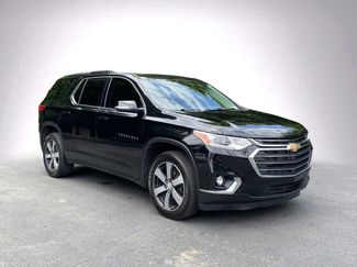Used 2020 Chevrolet Traverse LT w/ LT Premium Package FWD video 2