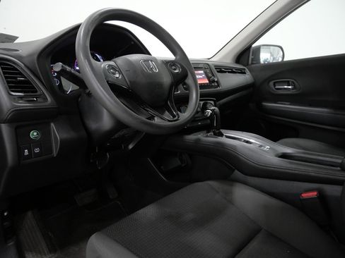 Used 2022 Honda HR-V LX image 10