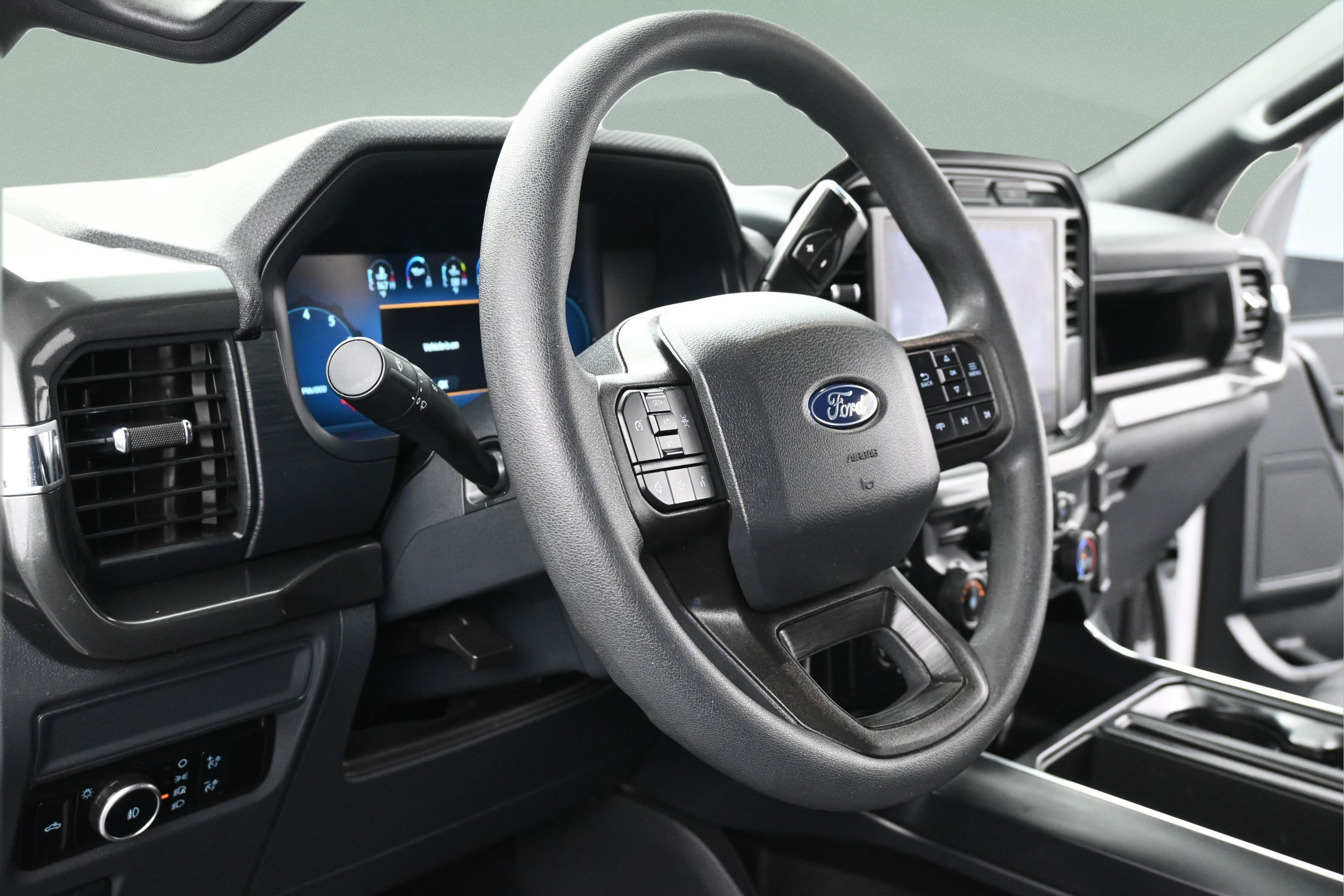 Used 2024 Ford F150 STX AWD/4WD image 12