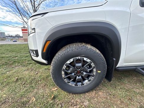 New 2026 Nissan Frontier PRO-4X image 10