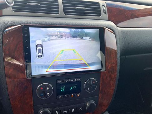 Used 2012 Chevrolet Tahoe LTZ RWD image 26