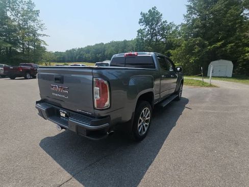 Used 2022 GMC Canyon Denali AWD/4WD image 5