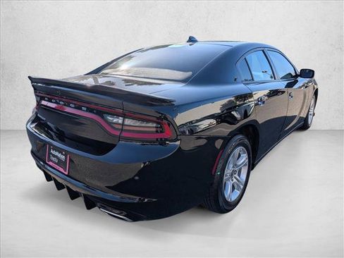 Used 2023 Dodge Charger SXT RWD image 5