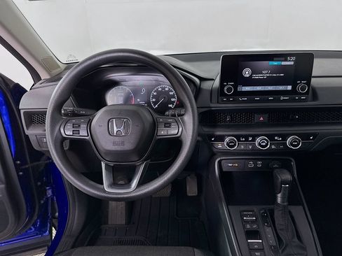 Certified 2025 Honda CR-V EX image 19