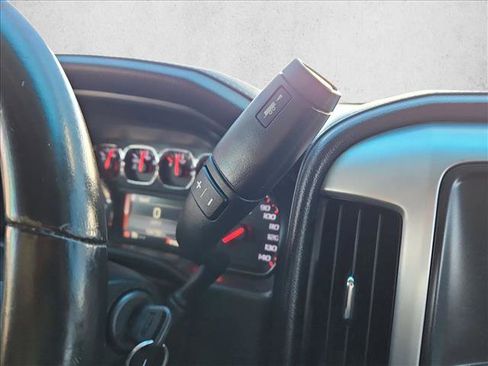 Used 2015 GMC Sierra 2500 SLE w/ SLE Preferred Package image 11