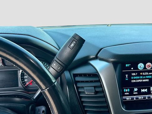 Used 2018 Chevrolet Tahoe LS RWD image 16