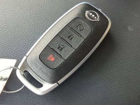 Certified 2026 Nissan Kicks SV image 27