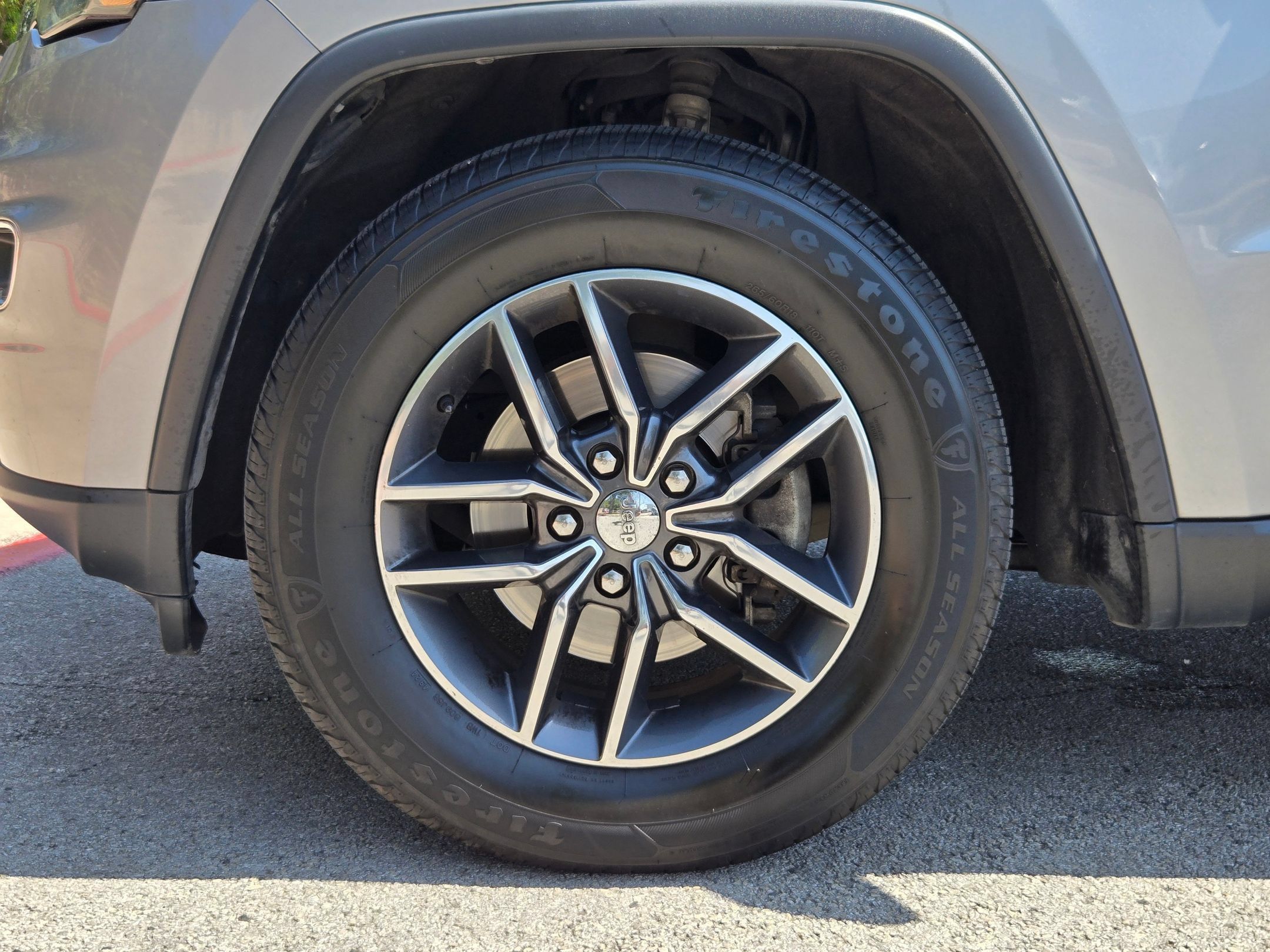 Used 2018 Jeep Grand Cherokee Limited w/ Luxury Group II RWD image 31