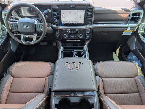 New 2026 Ford F250 4x4 Crew Cab Super Duty image 5