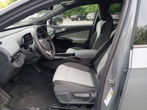 New 2026 Volkswagen ID.4 Pro RWD image 9