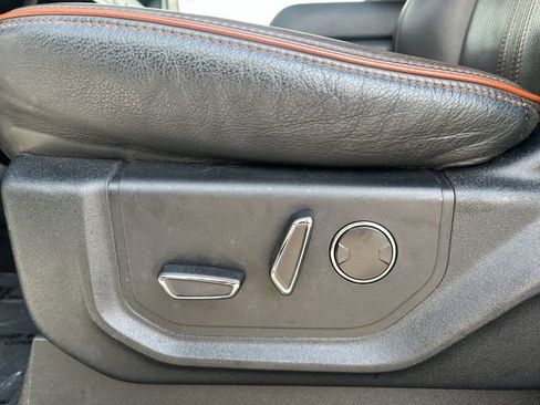 Used 2021 Ford Expedition King Ranch image 31