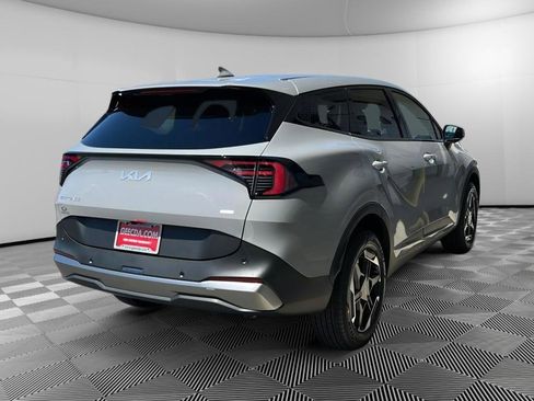 New 2026 Kia Sportage S image 4