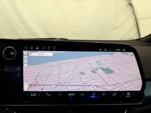 New 2026 Chevrolet Equinox EV LT image 33