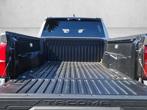 Certified 2026 Toyota Tacoma SR5 AWD/4WD image 6
