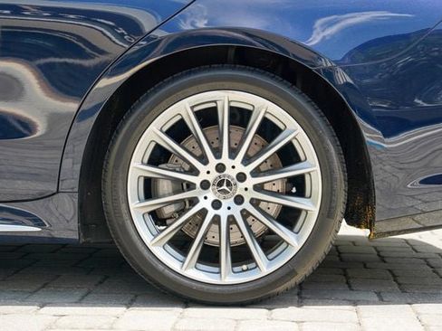 Used 2023 Mercedes-Benz S 500 4MATIC w/ AMG Line image 17