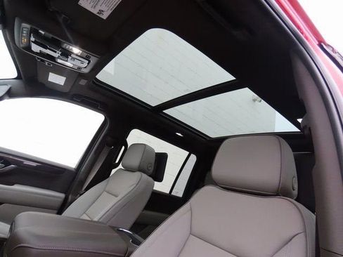 New 2026 GMC Yukon XL Elevation w/ Elevation Premium Package AWD/4WD image 41