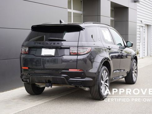 Used 2025 Land Rover Discovery Sport Dynamic SE image 2