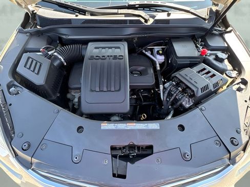 Used 2016 Chevrolet Equinox LT FWD image 24