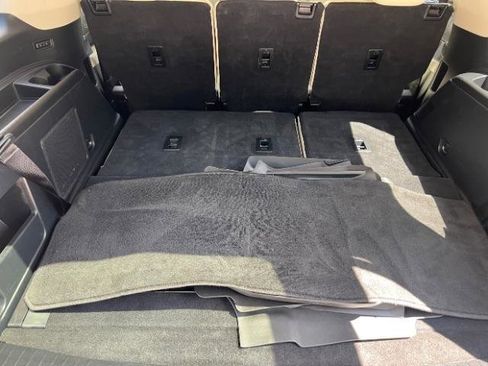 Used 2020 Ford Expedition Platinum AWD/4WD image 16