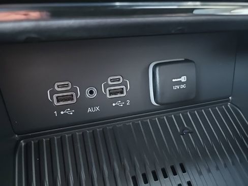 New 2026 Jeep Grand Cherokee Altitude AWD/4WD image 64