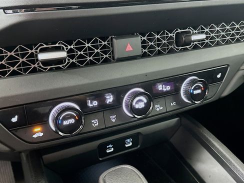 Used 2025 Honda Accord SE image 23