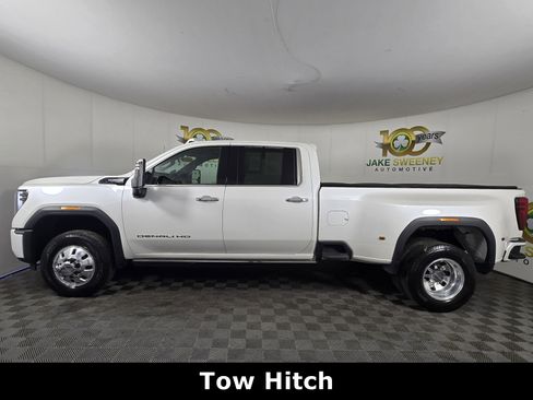 Certified 2024 GMC Sierra 3500 Denali Ultimate image 4