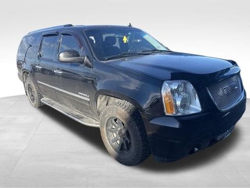 Used 2014 GMC Yukon XL Denali AWD/4WD image 9