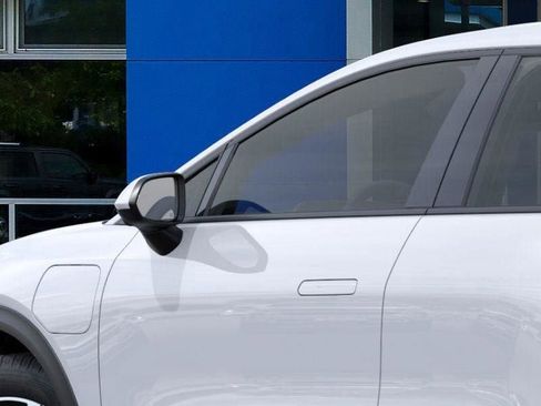 New 2026 Chevrolet Equinox EV LT image 12