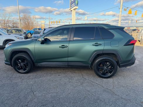 Used 2019 Toyota RAV4 XLE image 3