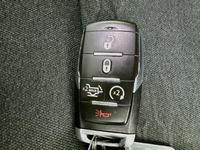 Used 2025 RAM 1500 Big Horn AWD/4WD image 17