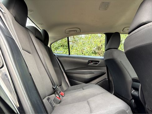 Used 2023 Toyota Corolla LE image 16