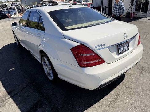 Used 2011 Mercedes-Benz S 550 image 4