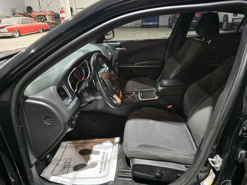 Used 2015 Dodge Charger SXT w/ Rallye Group image 23