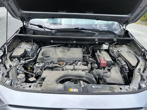 Used 2021 Toyota RAV4 Limited AWD/4WD image 26