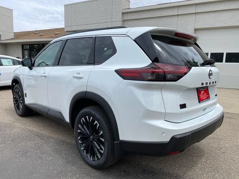 New 2026 Nissan Rogue Dark Armor AWD/4WD image 3