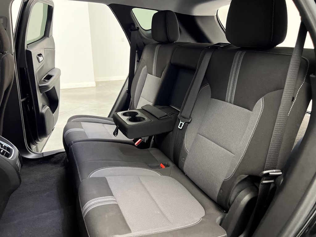 Used 2025 Chevrolet Blazer LT FWD image 16