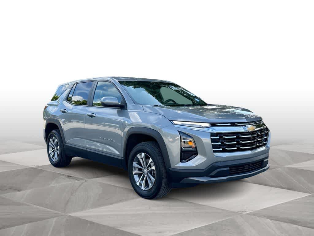 Used 2025 Chevrolet Equinox LT FWD image 2