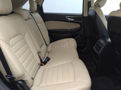 Used 2019 Ford Edge SEL w/ Equipment Group 201A FWD image 21