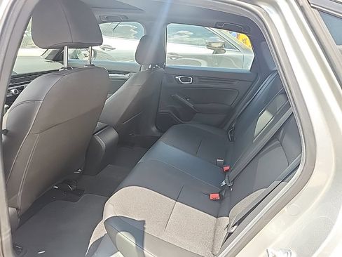 Used 2025 Honda Civic Sport image 3