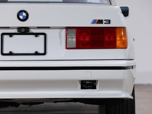 Used 1988 BMW M3 Coupe image 22
