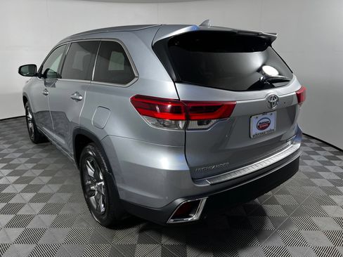 Used 2018 Toyota Highlander Limited Platinum AWD/4WD image 7