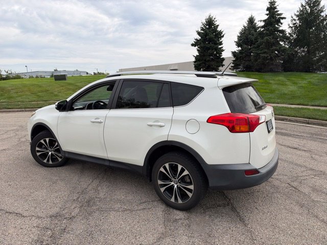 Used 2015 Toyota RAV4 Limited w/ Technology Package AWD/4WD image 3