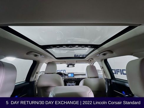 Used 2022 Lincoln Corsair AWD w/ Premium Package image 42