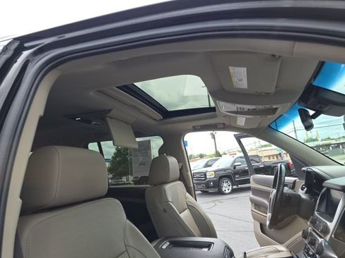 Used 2017 Chevrolet Suburban Premier AWD/4WD image 58