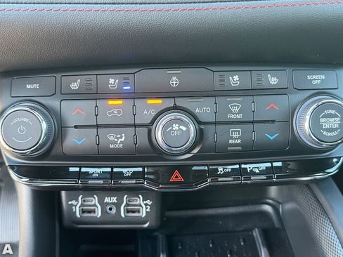 Certified 2025 Dodge Durango R/T AWD/4WD image 26