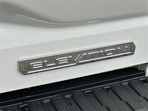 New 2026 GMC Sierra 1500 Elevation image 27