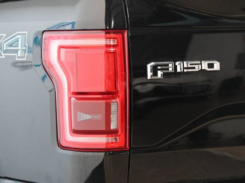 Used 2016 Ford F150 Lariat w/ Equipment Group 502A Luxury AWD/4WD image 14