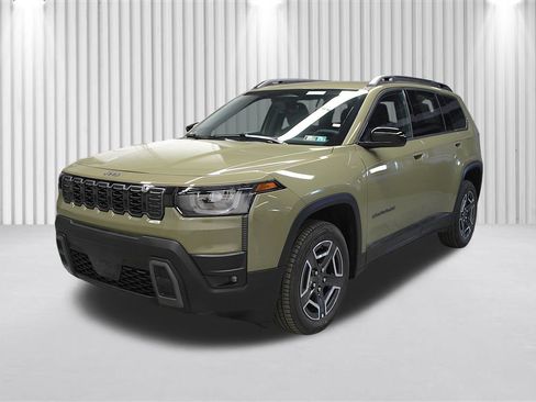 New 2026 Jeep Cherokee Laredo AWD/4WD image 8