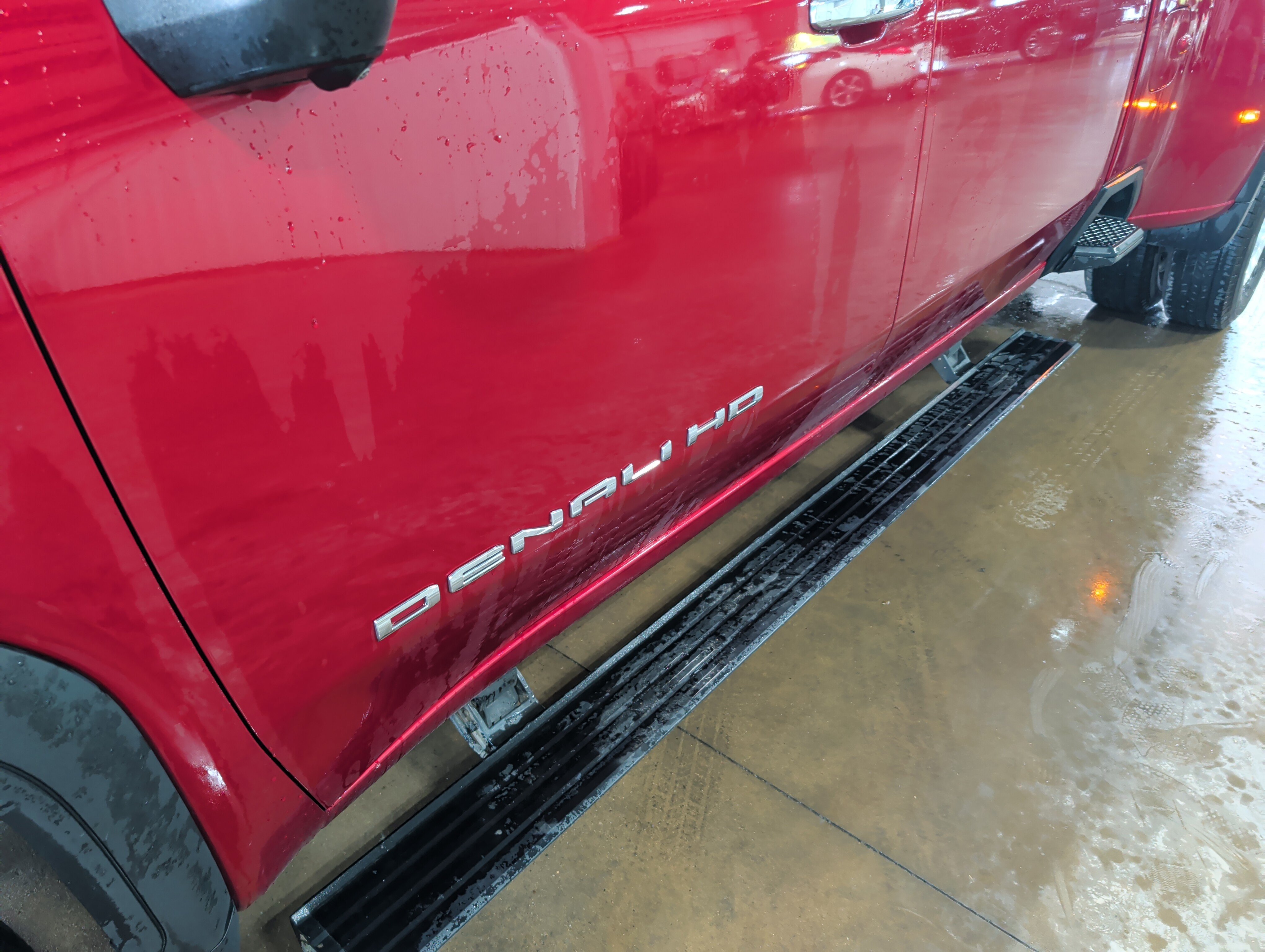 Used 2023 GMC Sierra 3500 Denali w/ Denali Ultimate Package AWD/4WD image 8