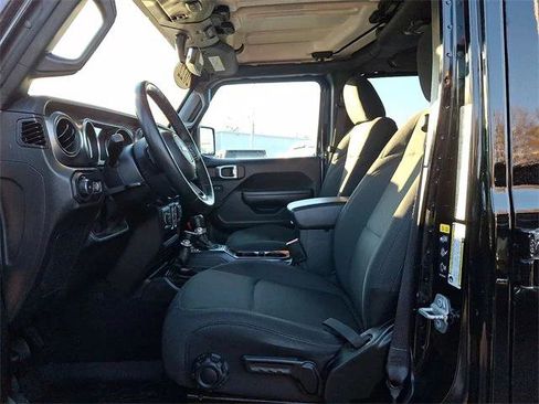 Certified 2022 Jeep Wrangler Unlimited Sport image 11